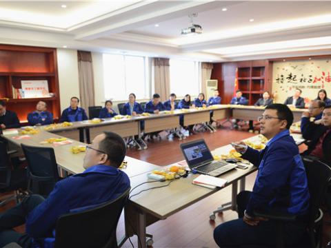 深学细悟转达头脑实力 ——永利集团官网集团党总支开展学习十九大精神 